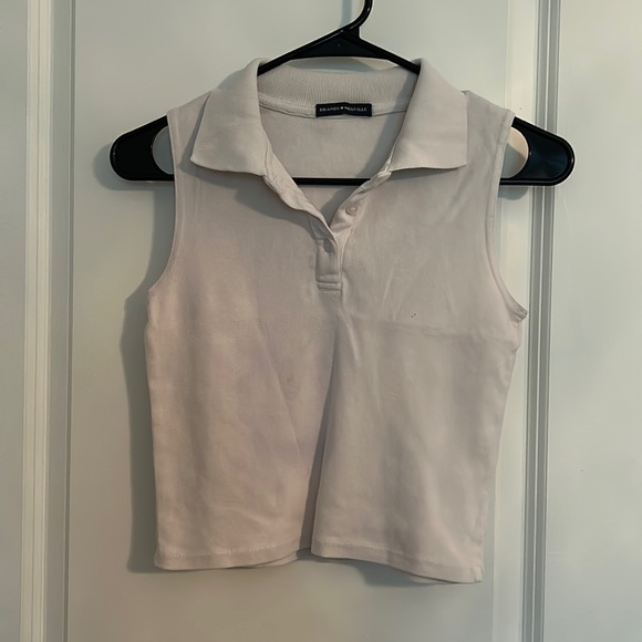Brandy Melville Collared Cream Crop Top - Picture 1 of 2